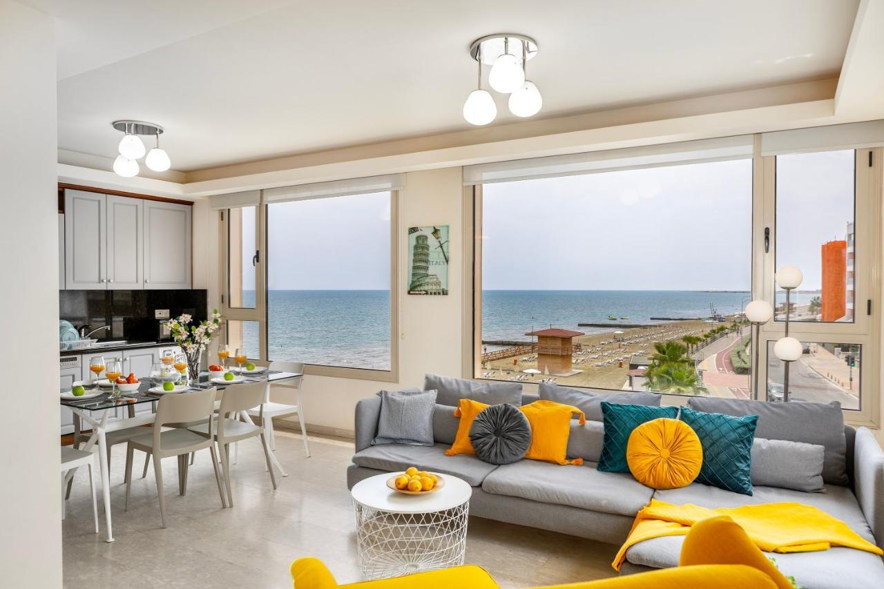 Mackenzie Beachfront Eftyhia Suite Larnaca Luaran gambar